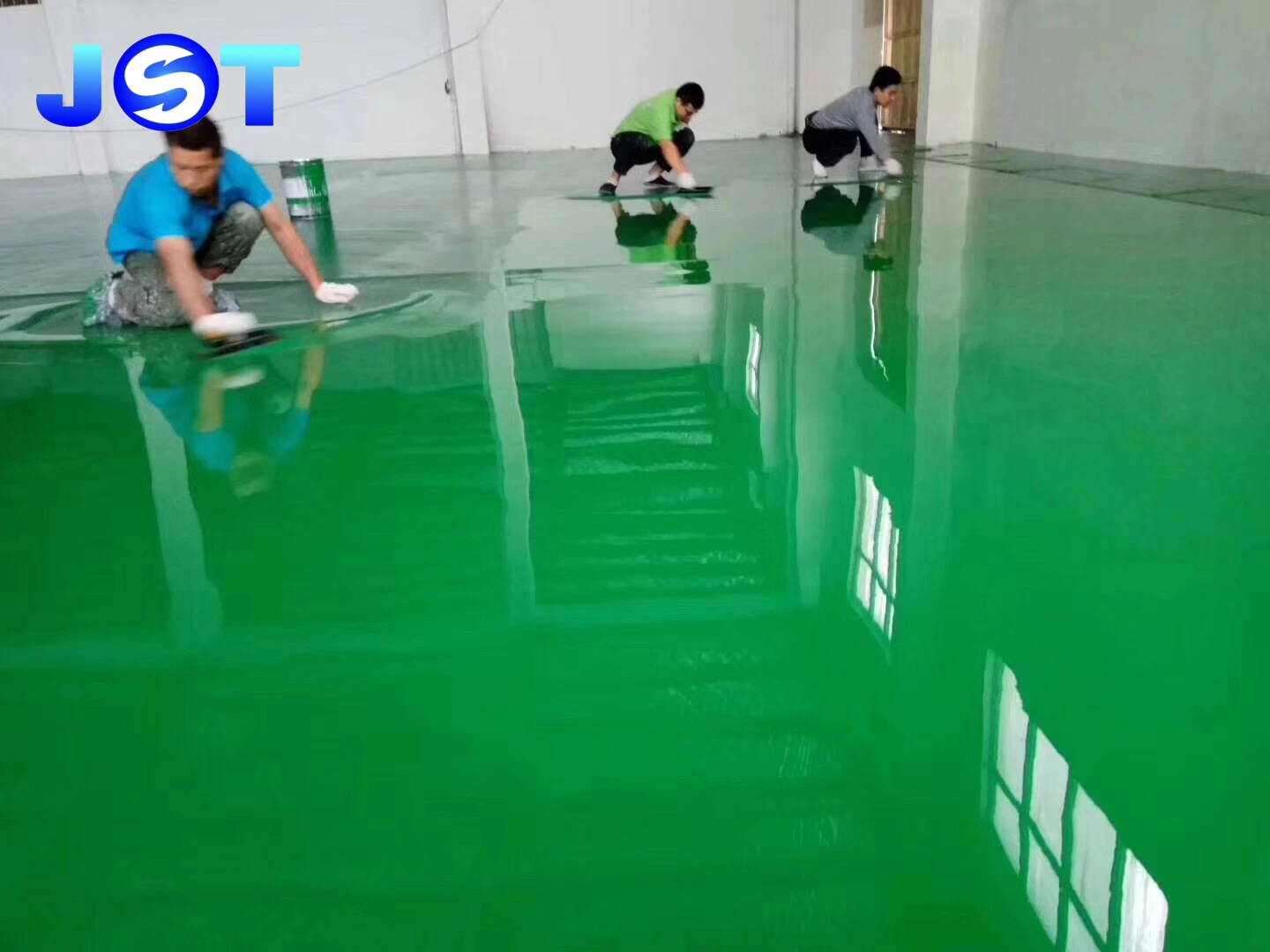 sơn epoxy tự san phẳng