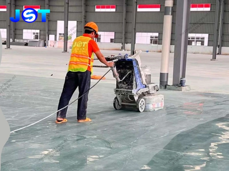 báo giá dịch vụ thi công cải tạo mặt nền cũ ảnh hưởng bởi yếu tố nào
